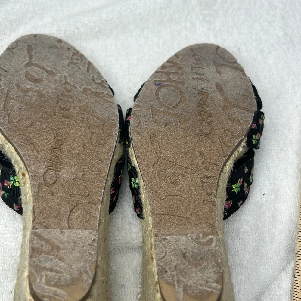 Betsy  Johnson , , Floral Wedge Sandals - Picture 4 of 4